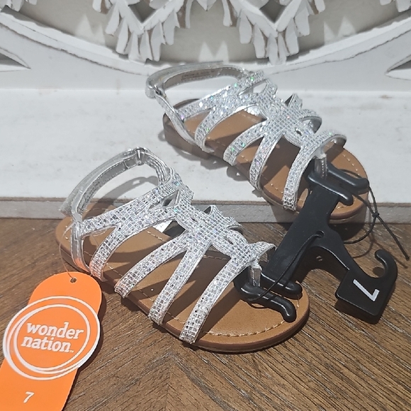NEW Wonder Nation Silver Glitter Sandals girls 7 - Picture 1 of 2